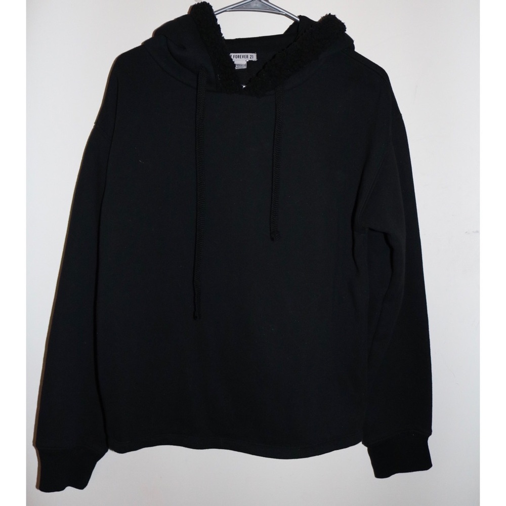 • Forever 21 Sherpa Lined Hoodie - Picture 1 of 3
